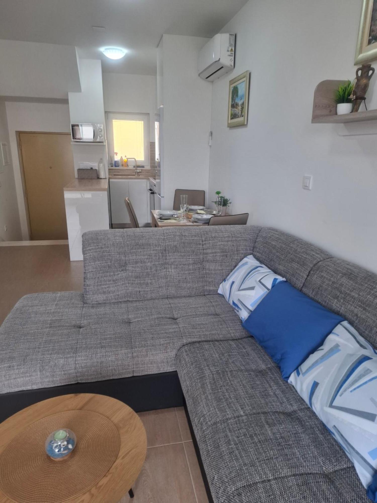Studio Apartment D&D สปลิท ภายนอก รูปภาพ